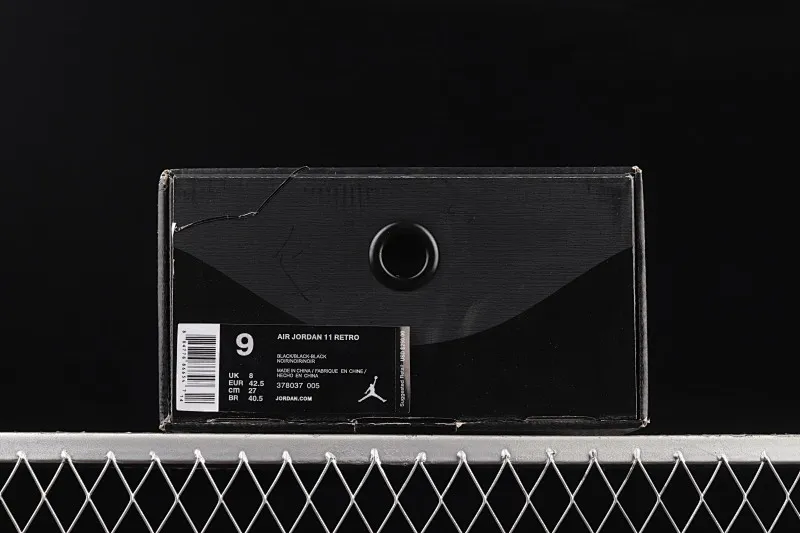 All categories Air Jordan Jordan series basketball shoes Air Jordan 11 F version Air Jordan 11 "Cap and Gown" AJ11 Joe 11 Black Gamma Black Warrior 378037-005